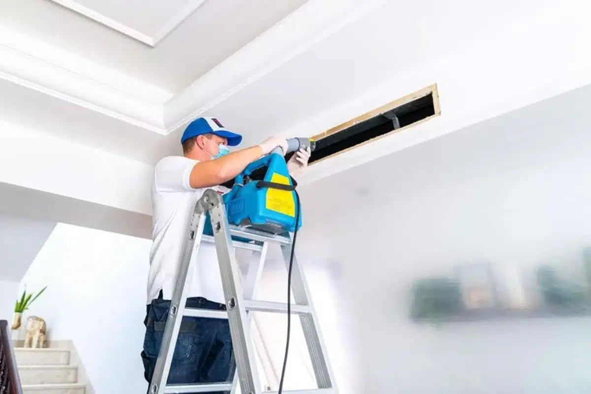 AC Duct Cleaning in Dubai