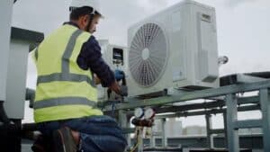 Seasonal HVAC Maintenance Checklist Dubai | SpatialFit