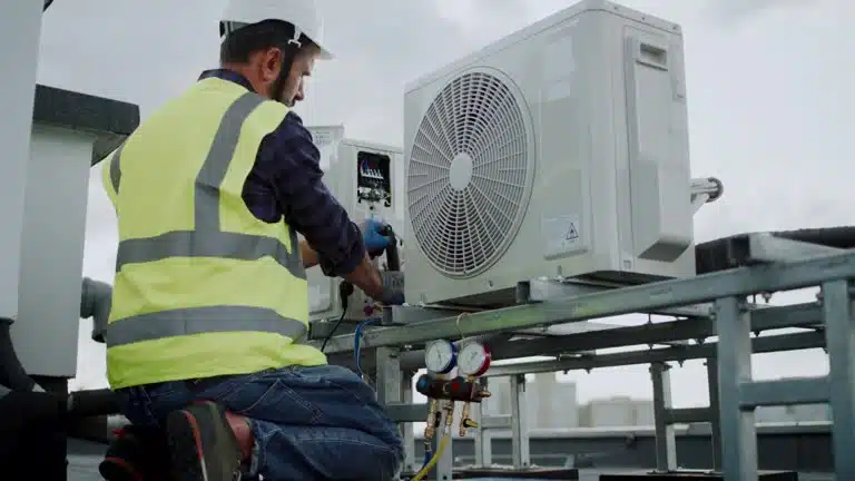 Seasonal HVAC Maintenance Checklist Dubai | SpatialFit